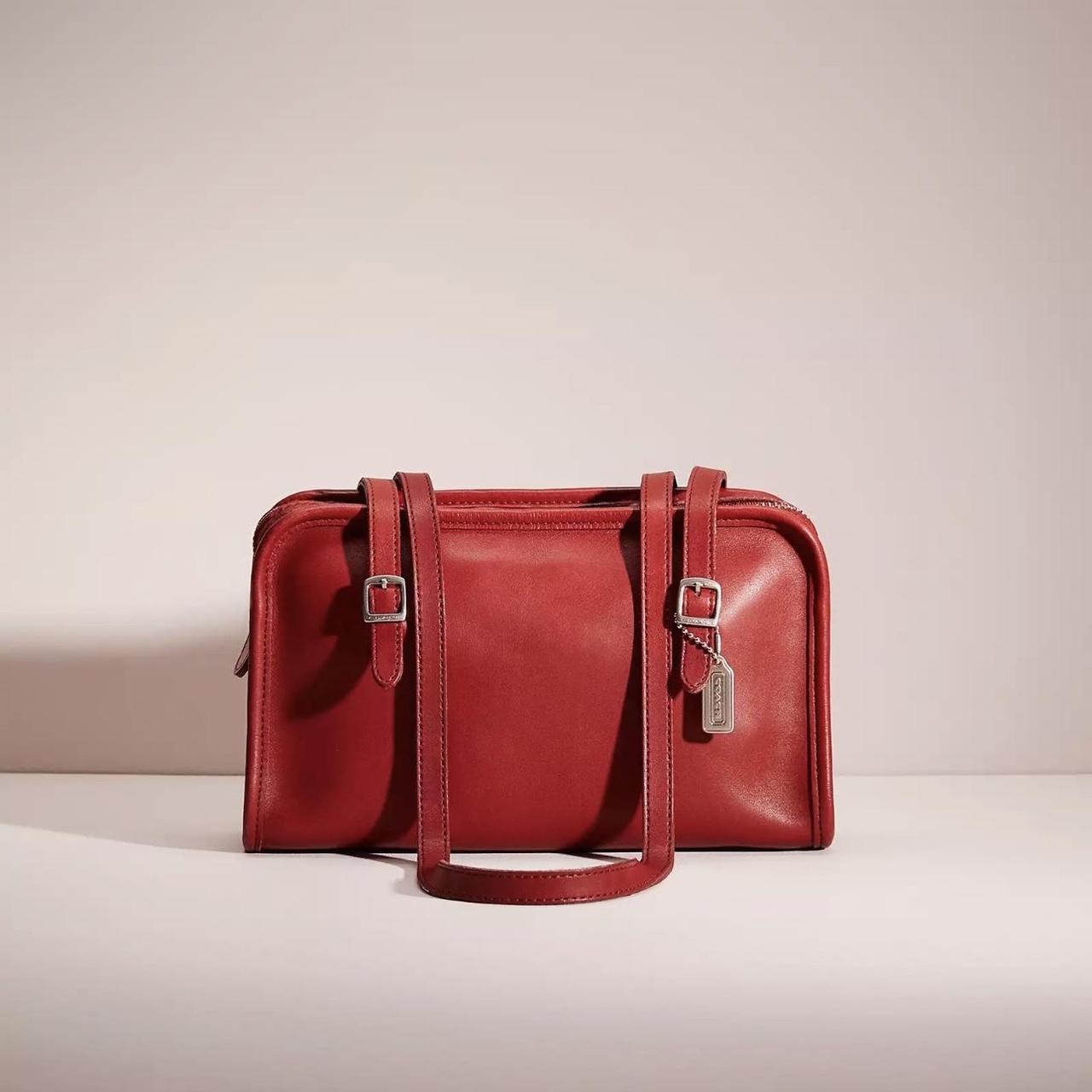 ISO VINTAGE COACH SWING ZIP 9051 IN RED 1998 | Depop