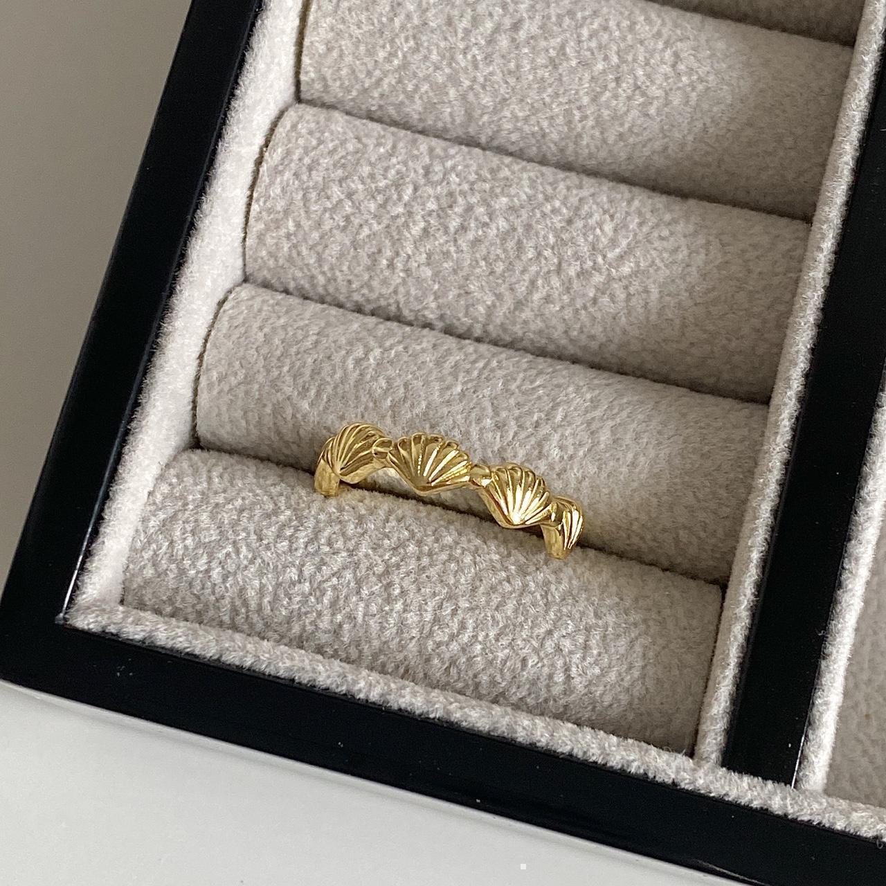 Seashell Ring ——Gold Material 18k gold plated... Depop