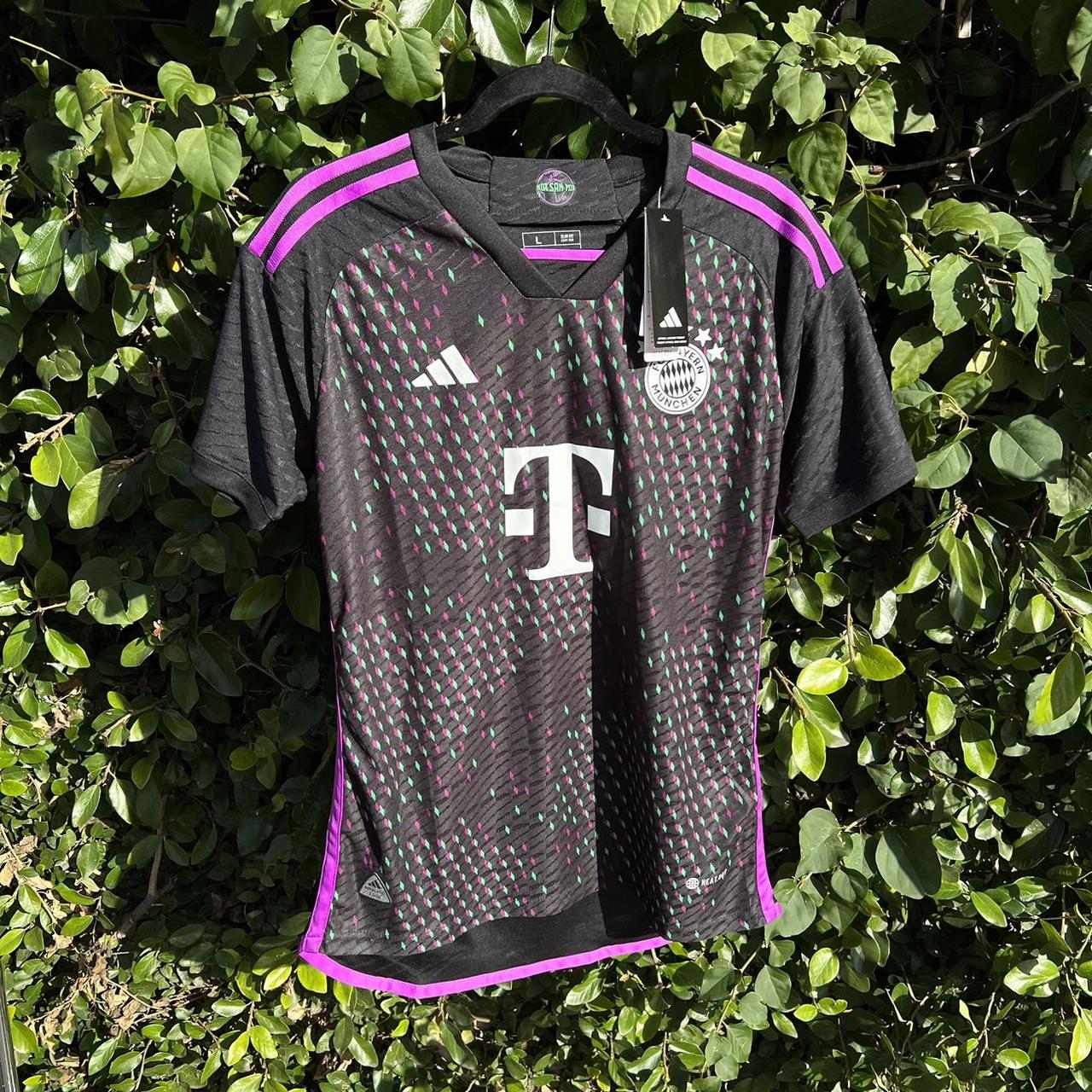 Adidas t shop mobile soccer jersey