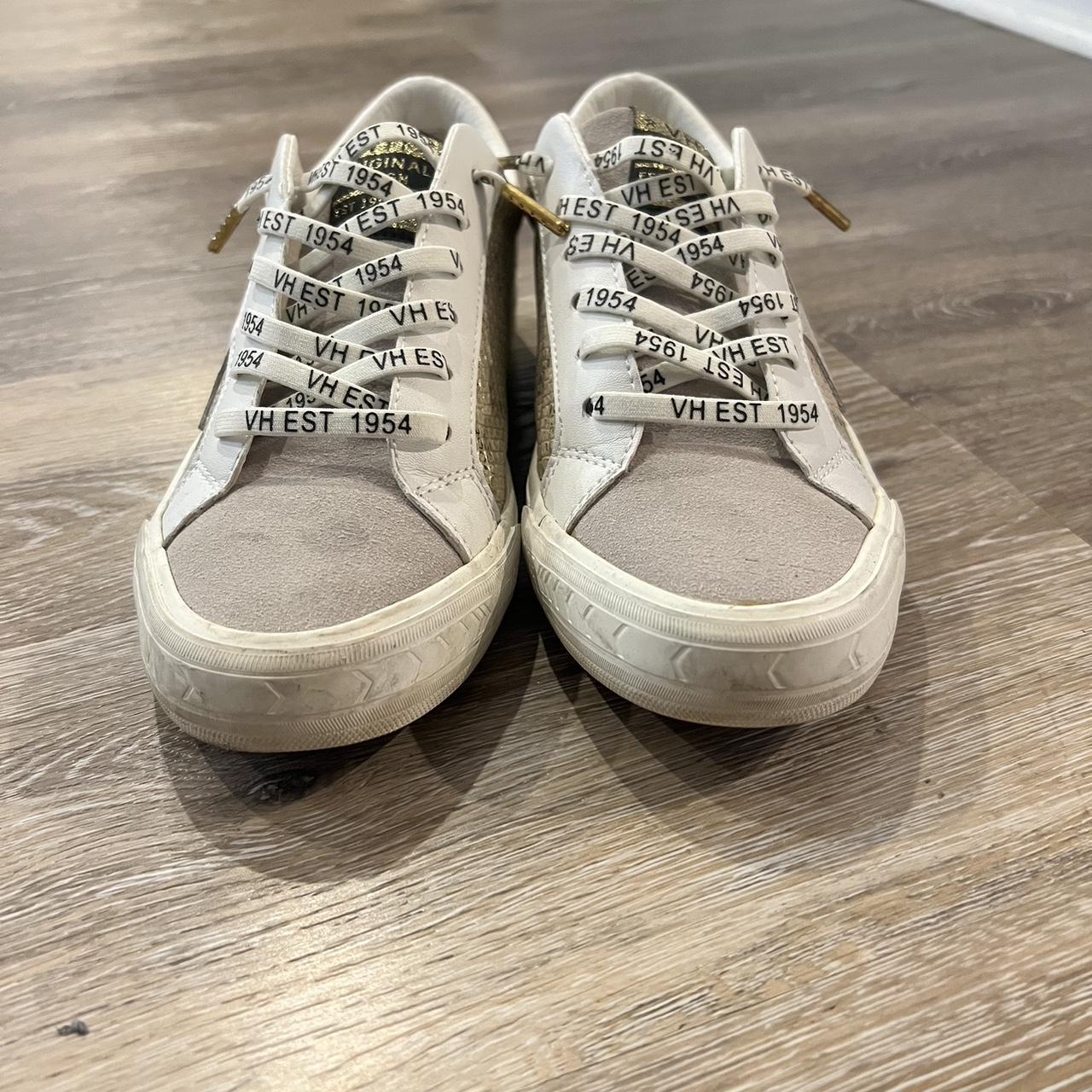 item listed by samaras_closettt