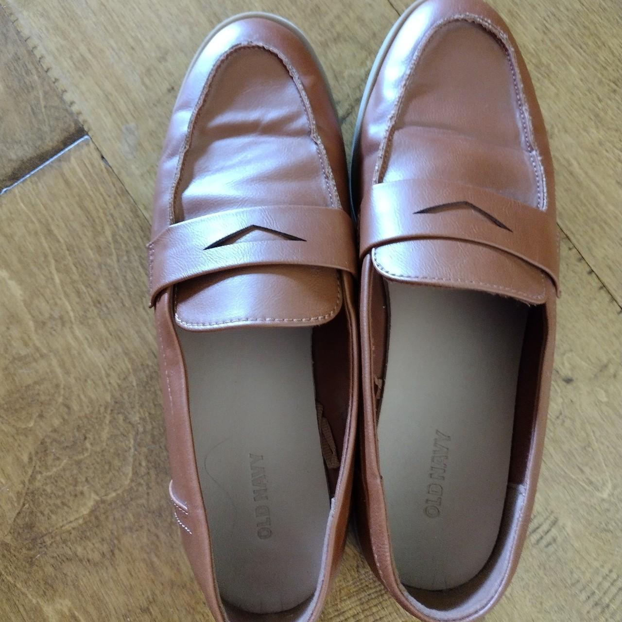 Old Navy Women's Tan Loafers | Depop