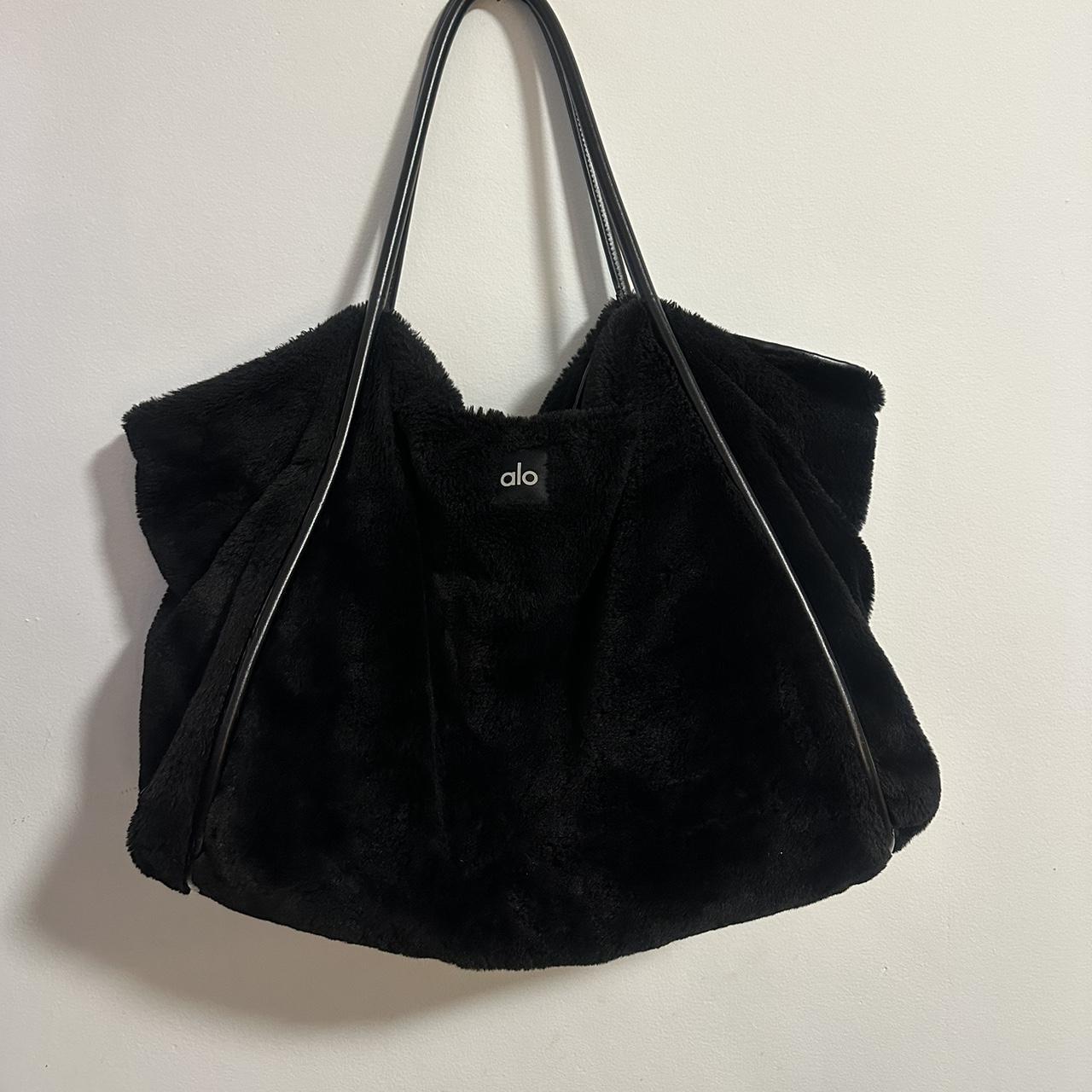 Faux Fur Tote Alo Yoga Tote Alo Yoga Black Foxy Sherpa Tote Bag