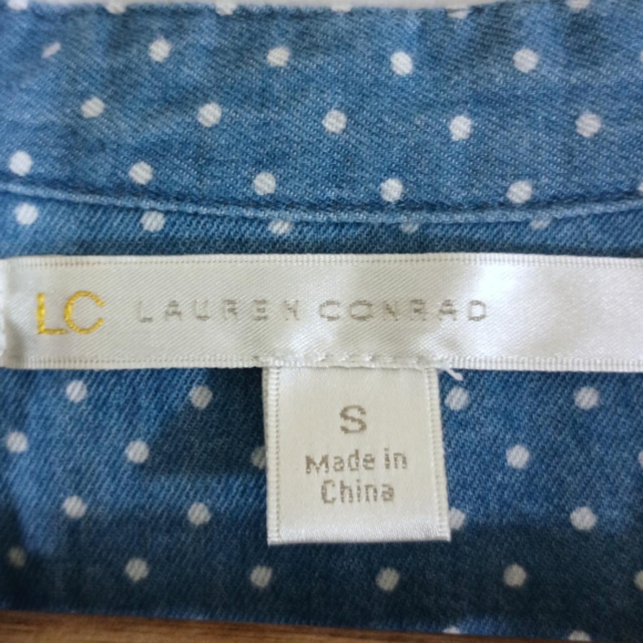 LC Lauren Conrad women's blue polkadot chambray button down shirt size  medium