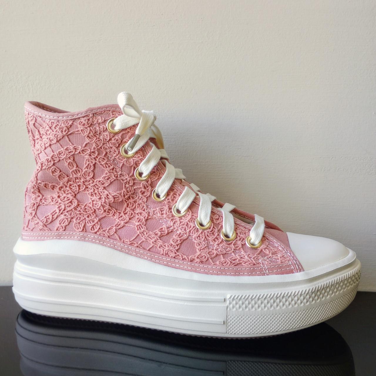 Chuck taylor all star hot sale crochet platform low top