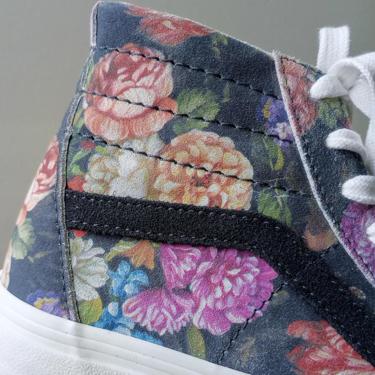 Vans Women's Sk8-Hi Tapered Moody Floral Depop