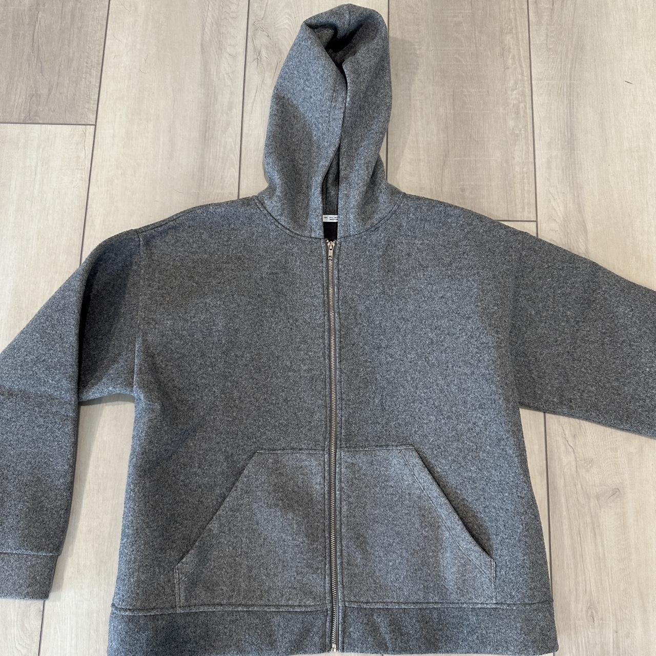 Viral TikTok Zara Zip up hoodie size L