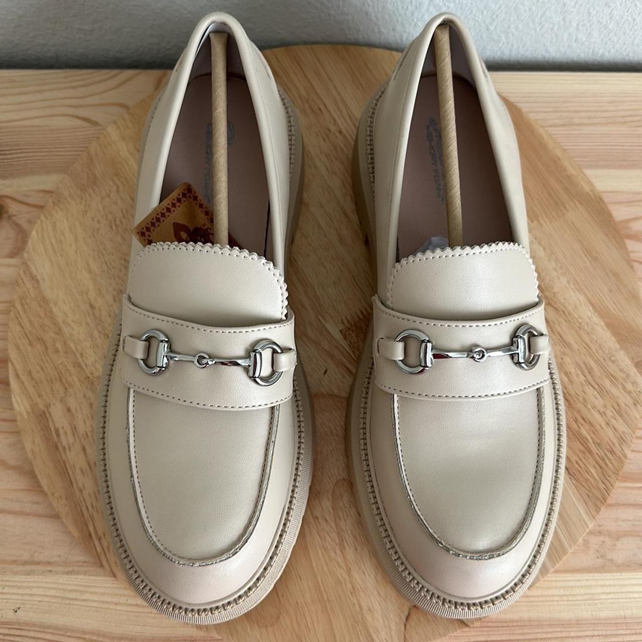 Skechers Women's Loafers Cream/Tan US – Skechers Modern