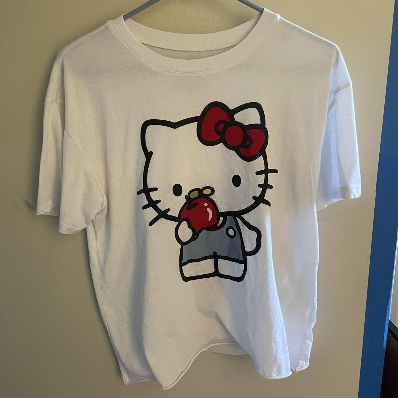 Sanrio Women's T-shirt | Depop