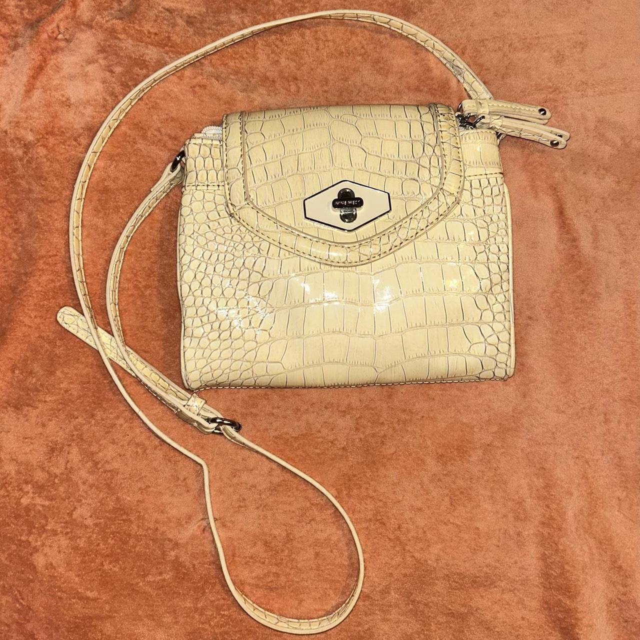 Faux crocodile Nine West bag she s cute and