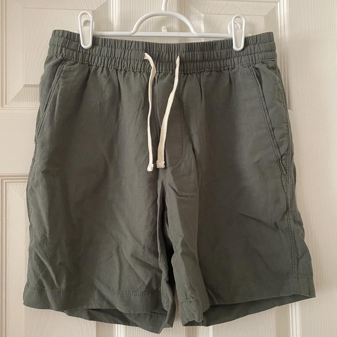 mens green linen shorts - Depop