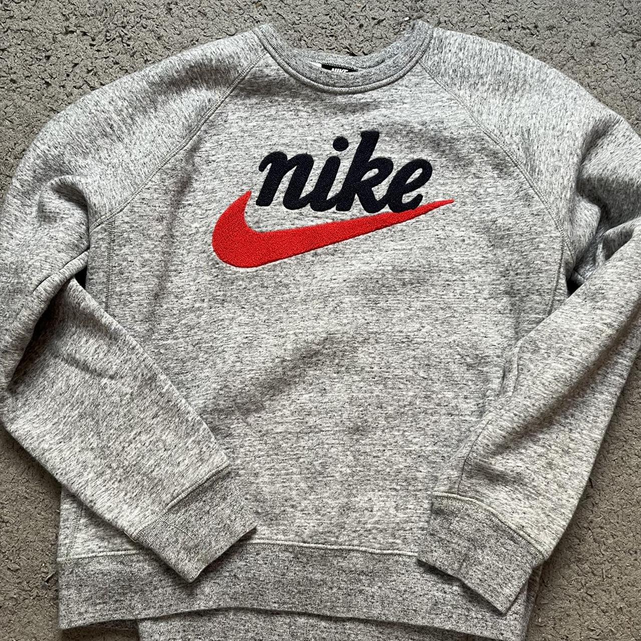 Nike size medium Embroidered No flaws #nike... - Depop