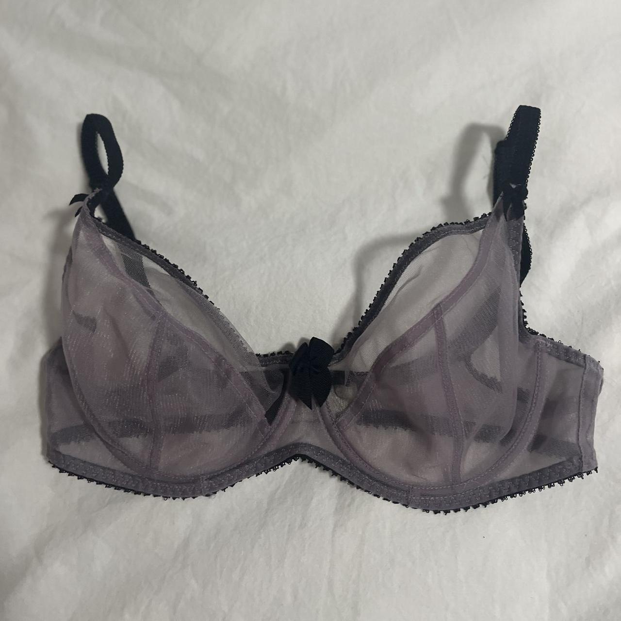 item listed by houseoflou
