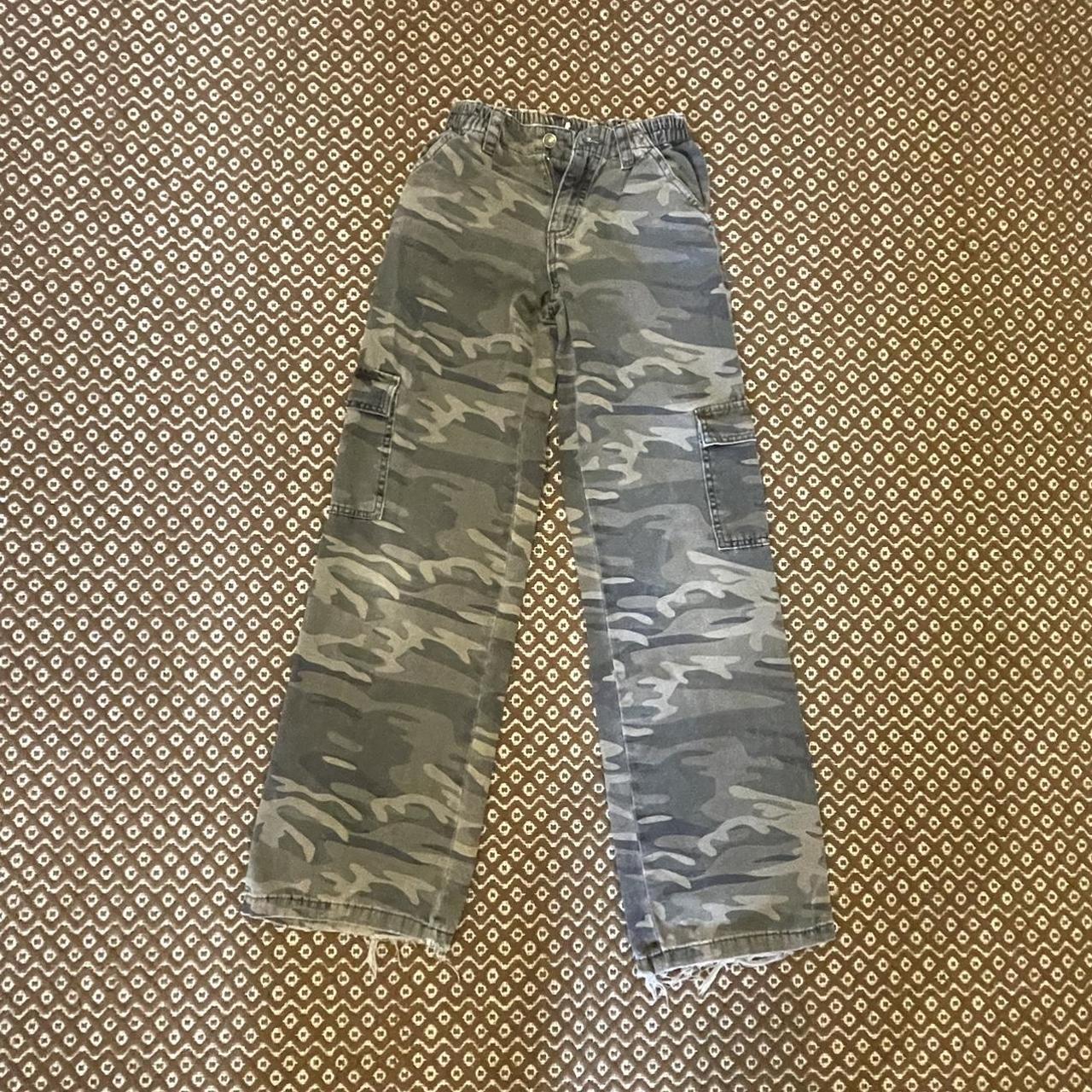 UO camo army cargo baggy jeans Straight leg baggy... - Depop