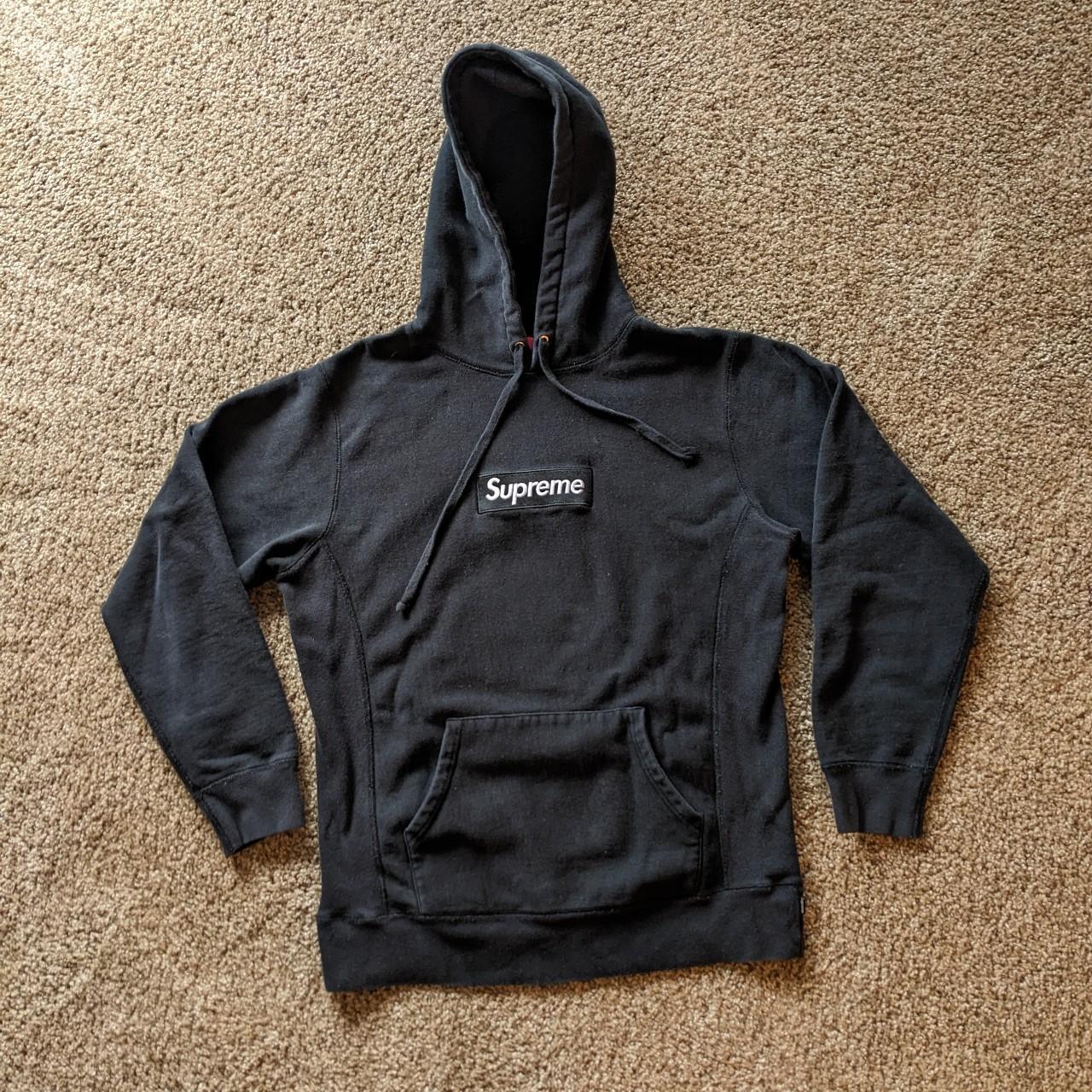 Supreme Men's Black and White Hoodie | Depop