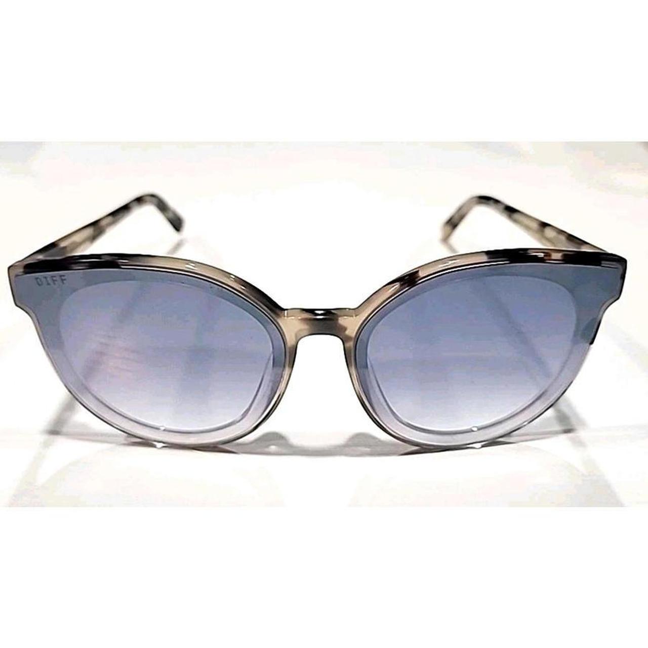 DIFF Women's Sunglasses - Grey – DIFF Gemma Gray … - image 2
