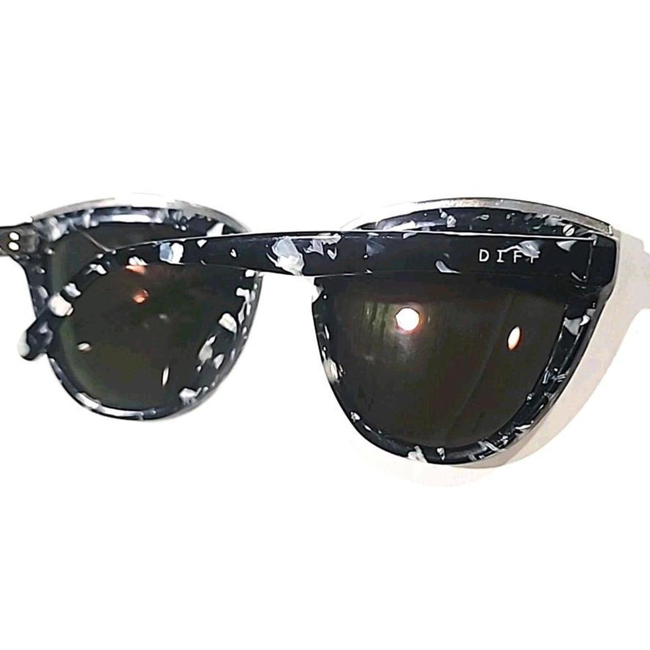 DIFF Women's Sunglasses - Black – DIFF Rose Black… - image 7