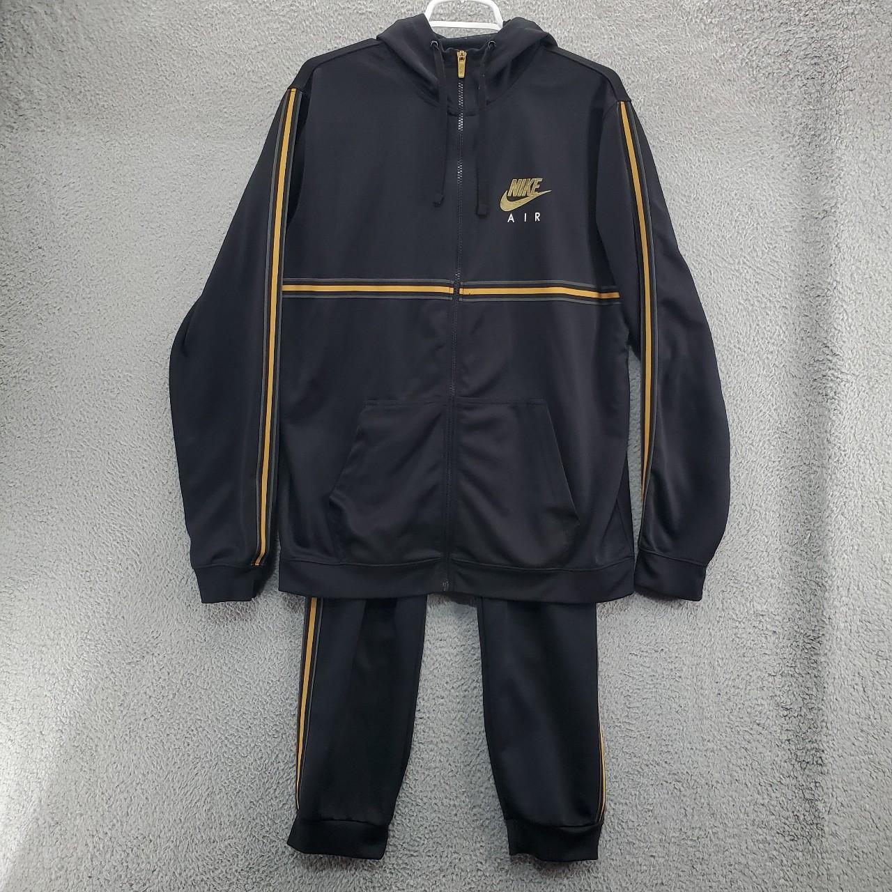 item listed by sierratony