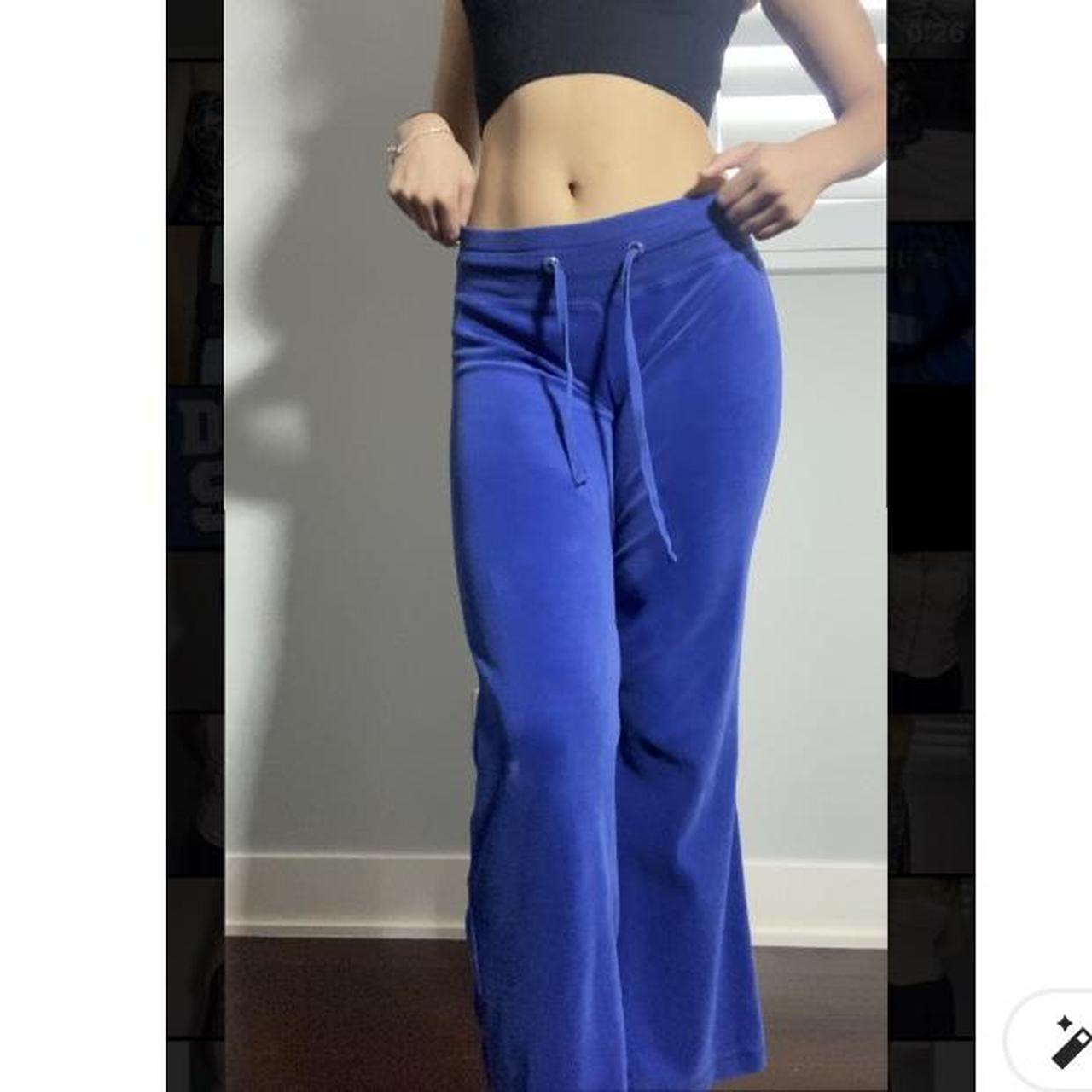 NIKE FLARE YOGA PANTS would fit sizes small-large, - Depop