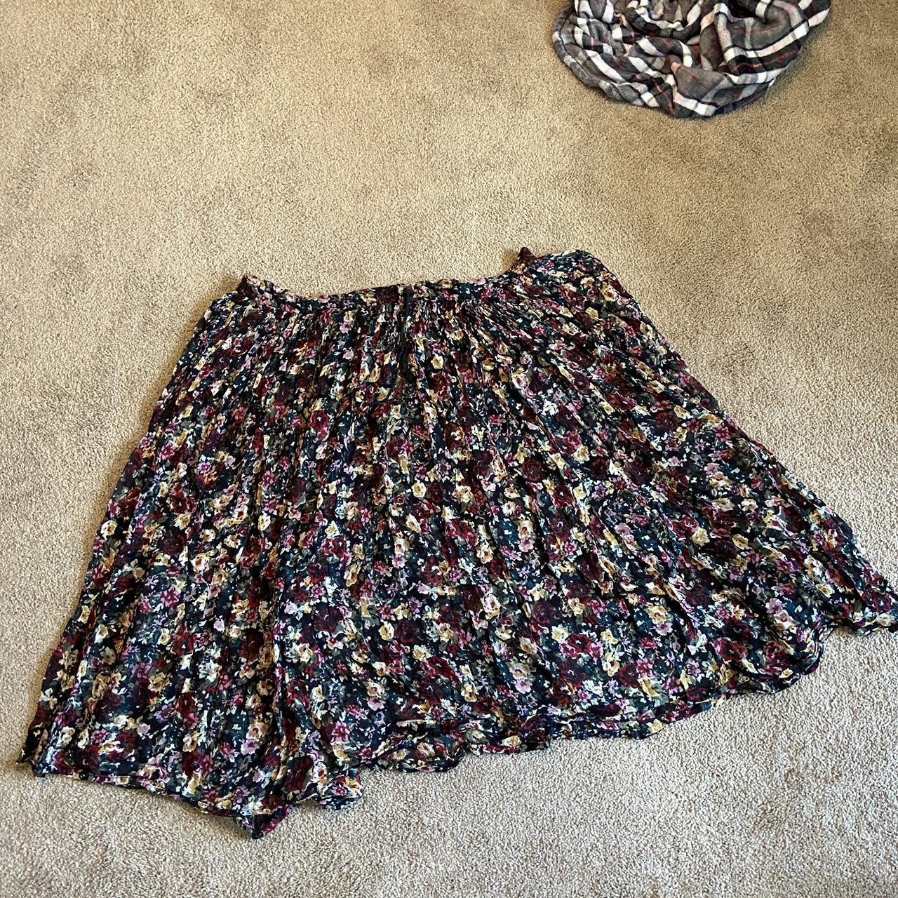 Sheer floral long skirt Too big fits more like a 2lx... Depop