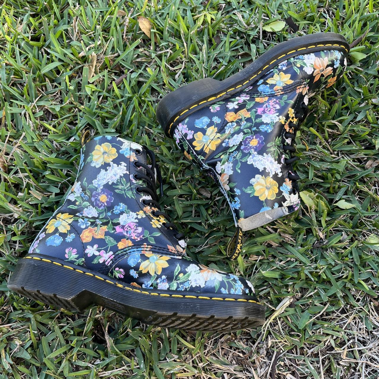 Dr martens pascal darcy floral online