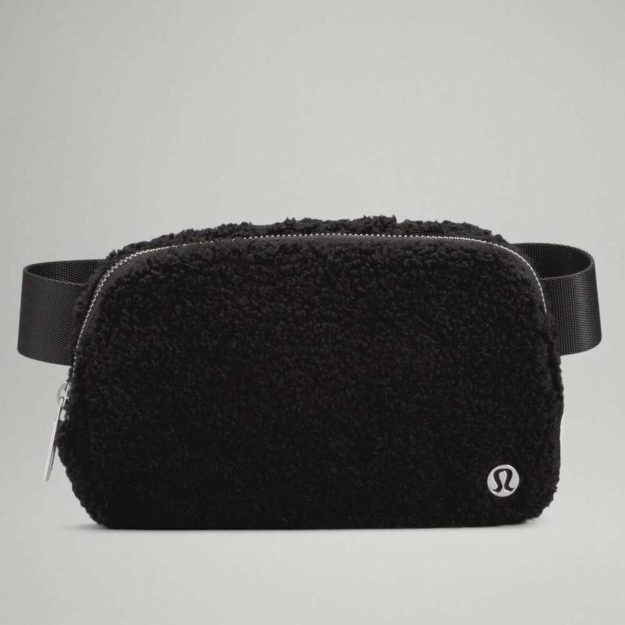 Lululemon Everywhere Fleece Belt outlets Bag