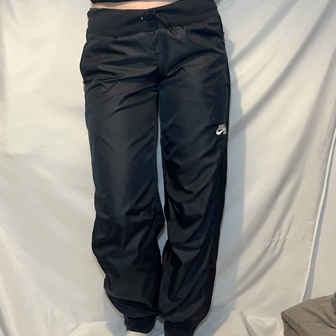 Nike joggers size online medium