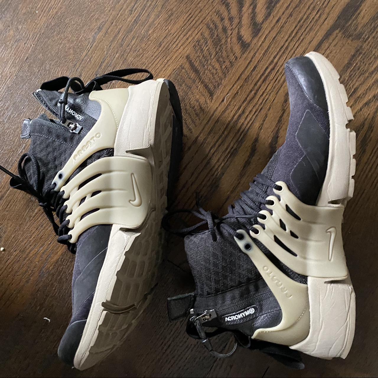 Acronym Bamboo Prestos Size XS fits my 8.5 US