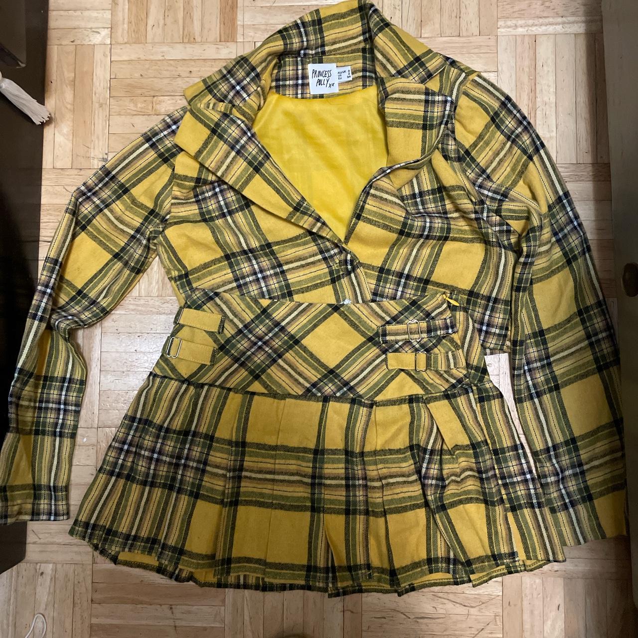 Princess Polly Clueless set US for both the Depop