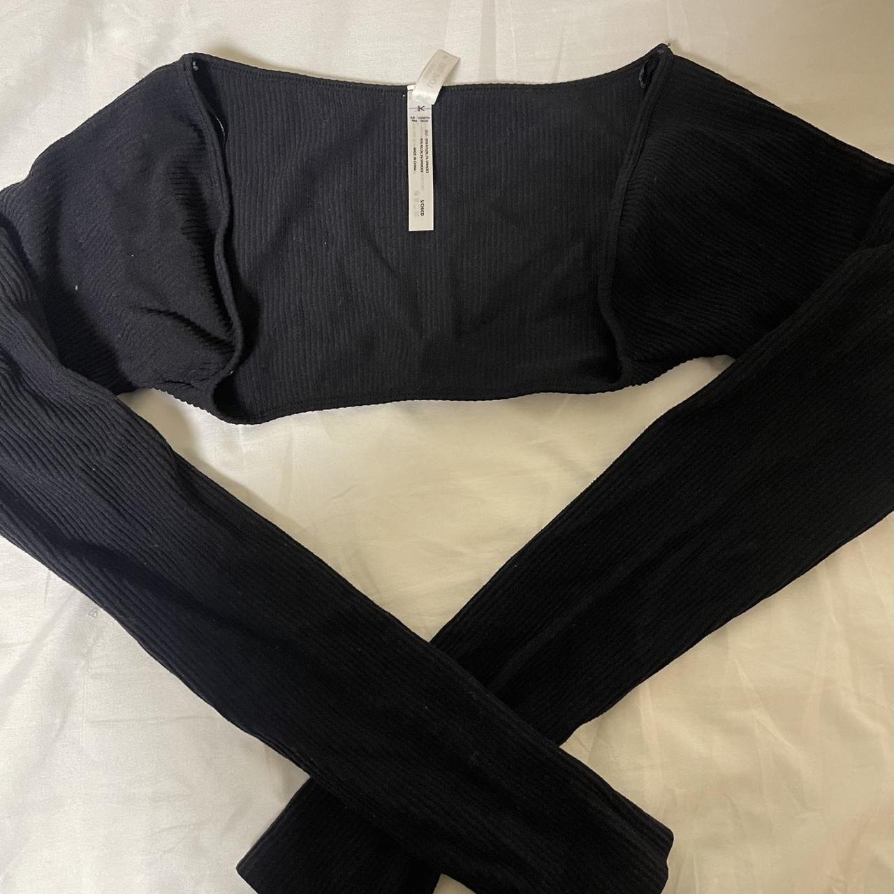 item listed by closetfind222