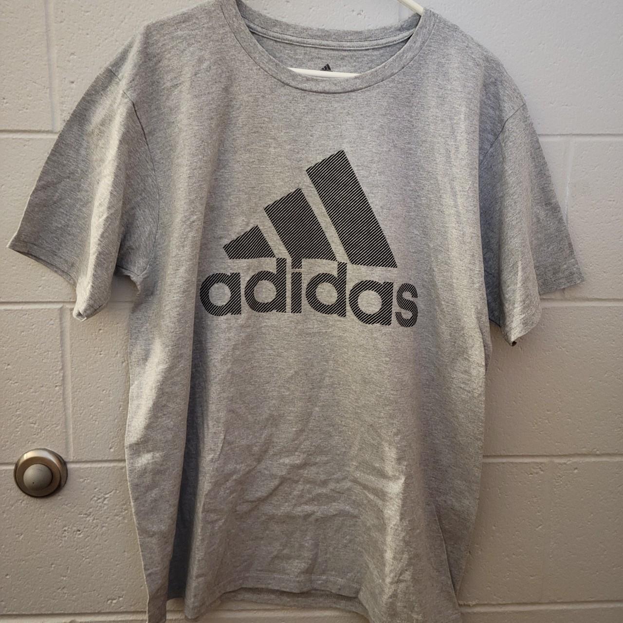 Adidas Men's Black and Grey T-shirt | Depop