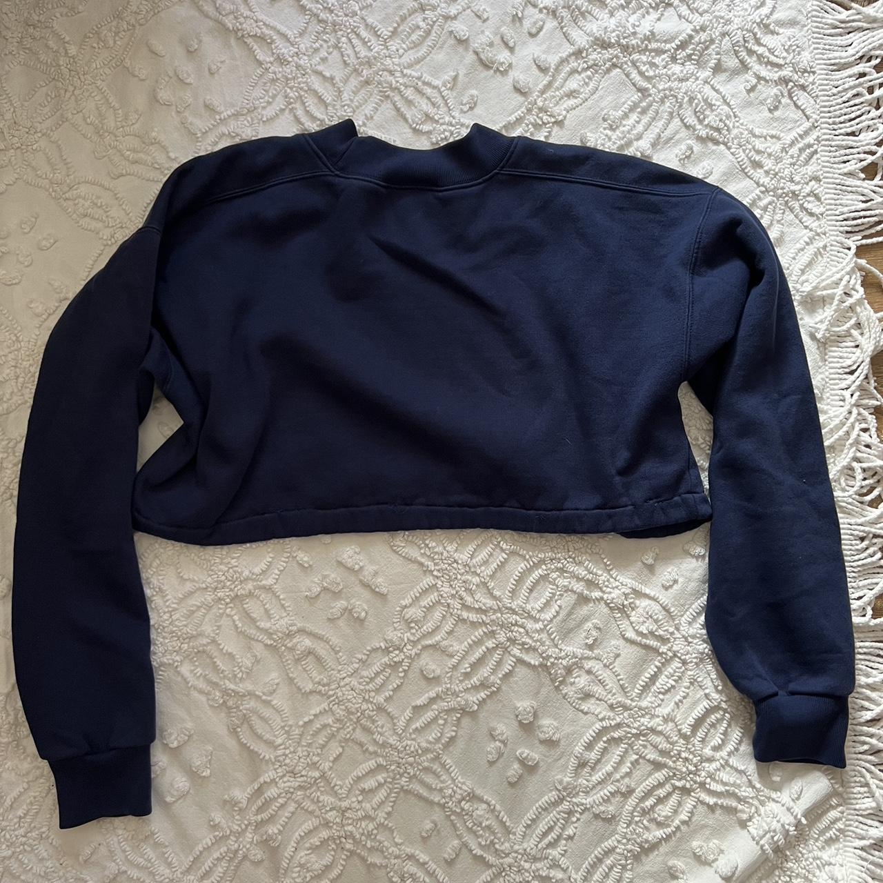 cropped nike crewneck