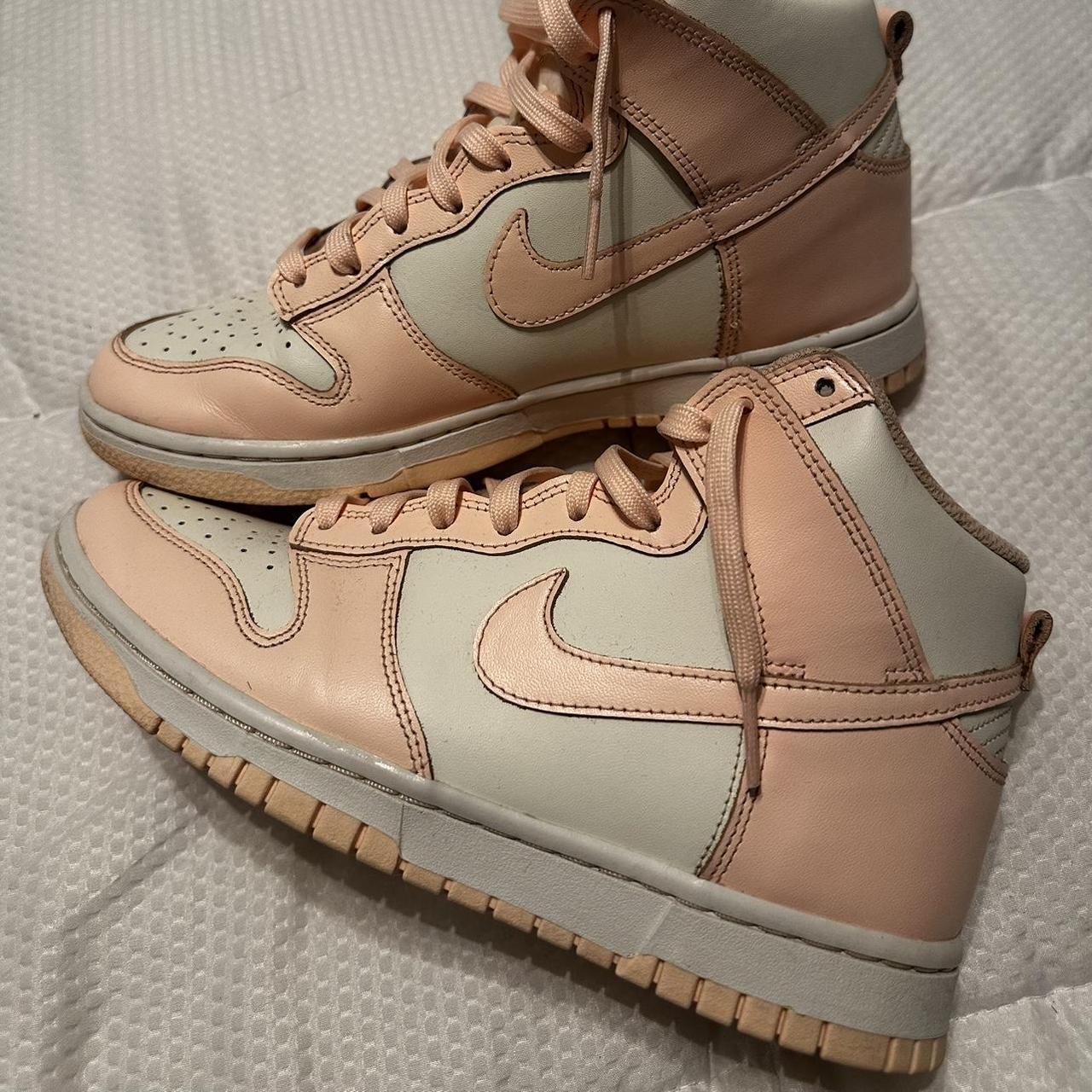 peach color nike shoes