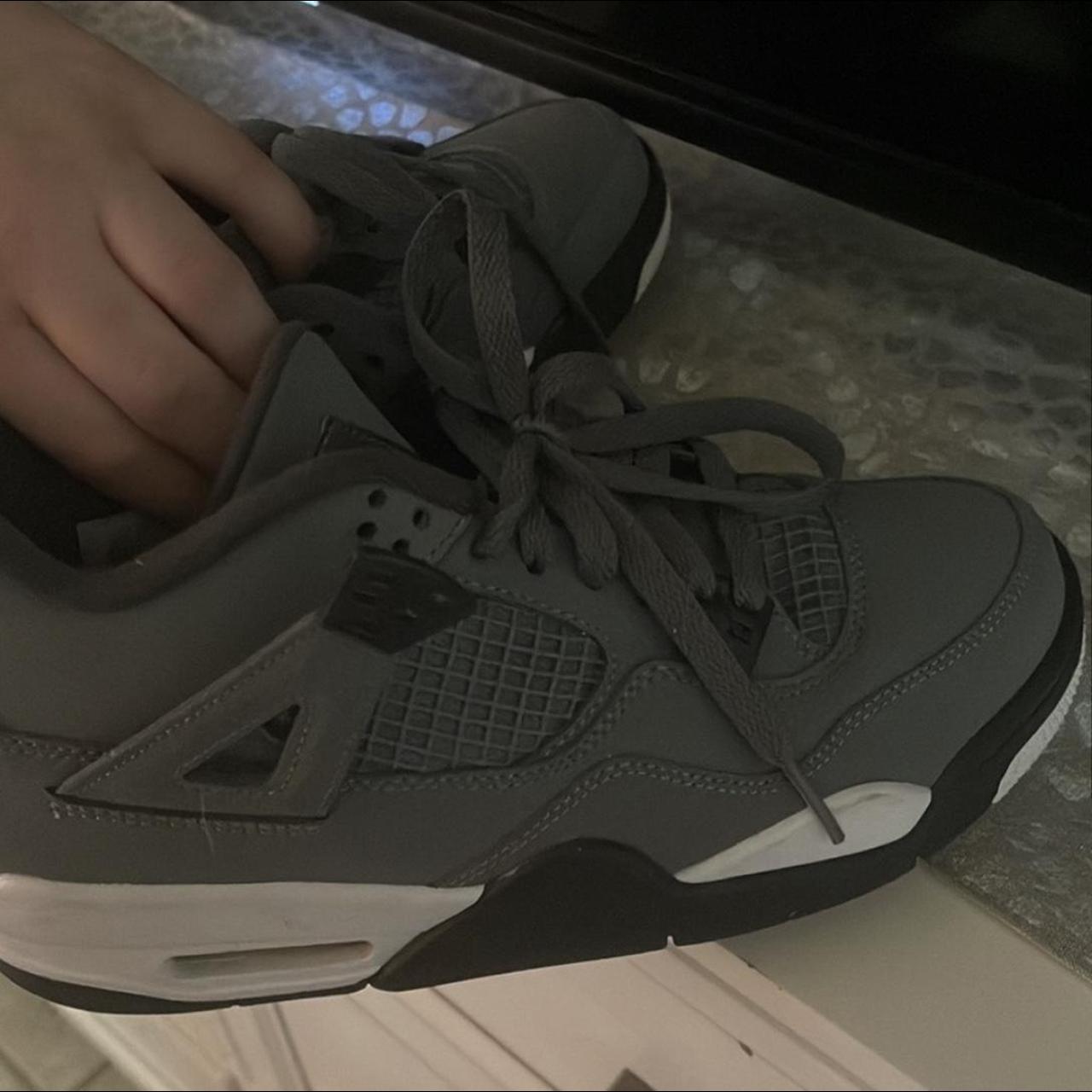 grey jordan 4's