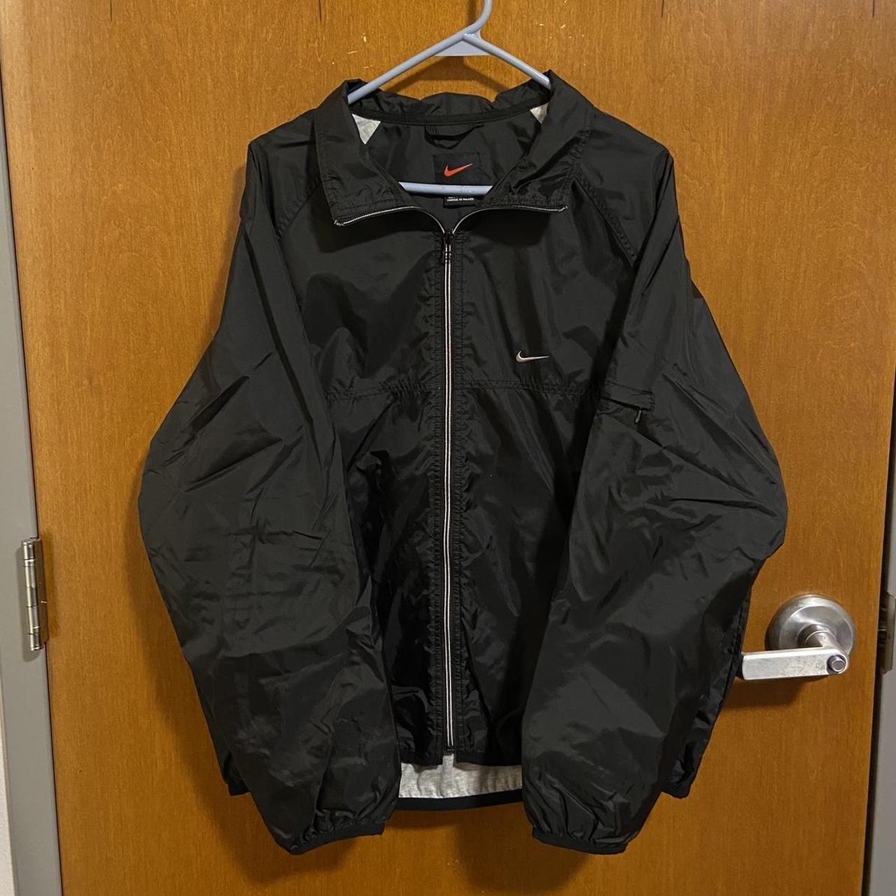 Y2K Nike windbreaker jacket! In amazing condition!... Depop
