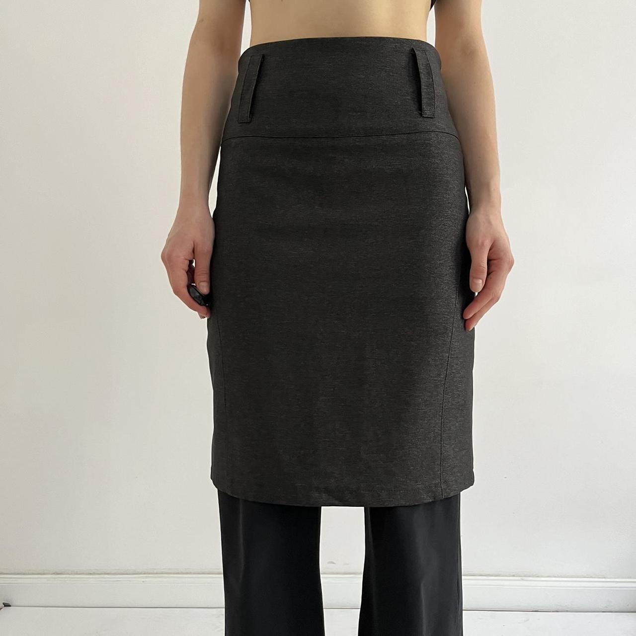 Grey pencil skirt 90s hotsell