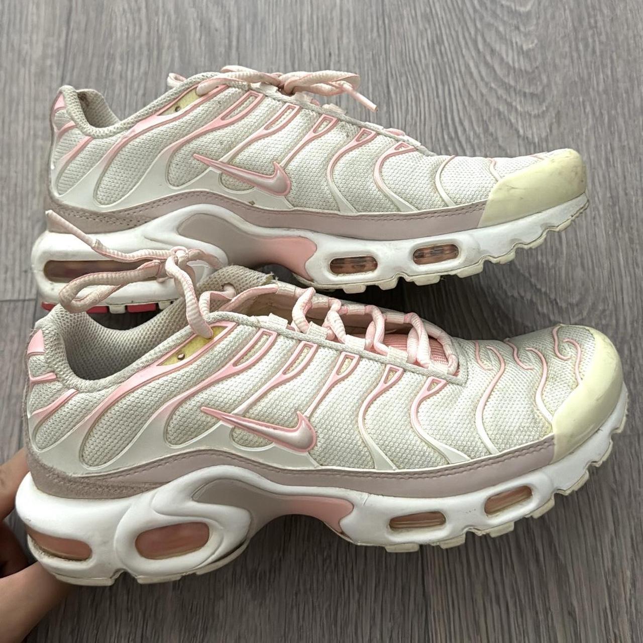 womens pink tns