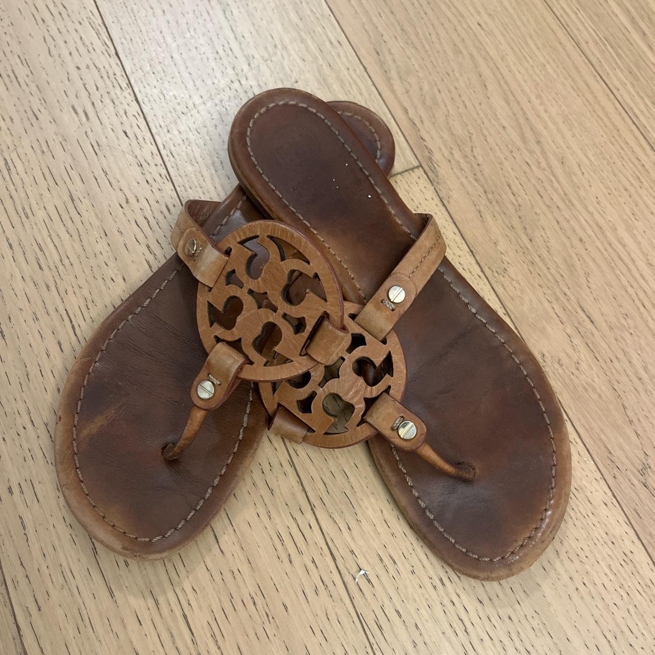 Tory Burch Flip Flops Depop   P0 