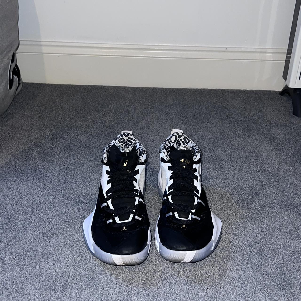 jd black and white trainers