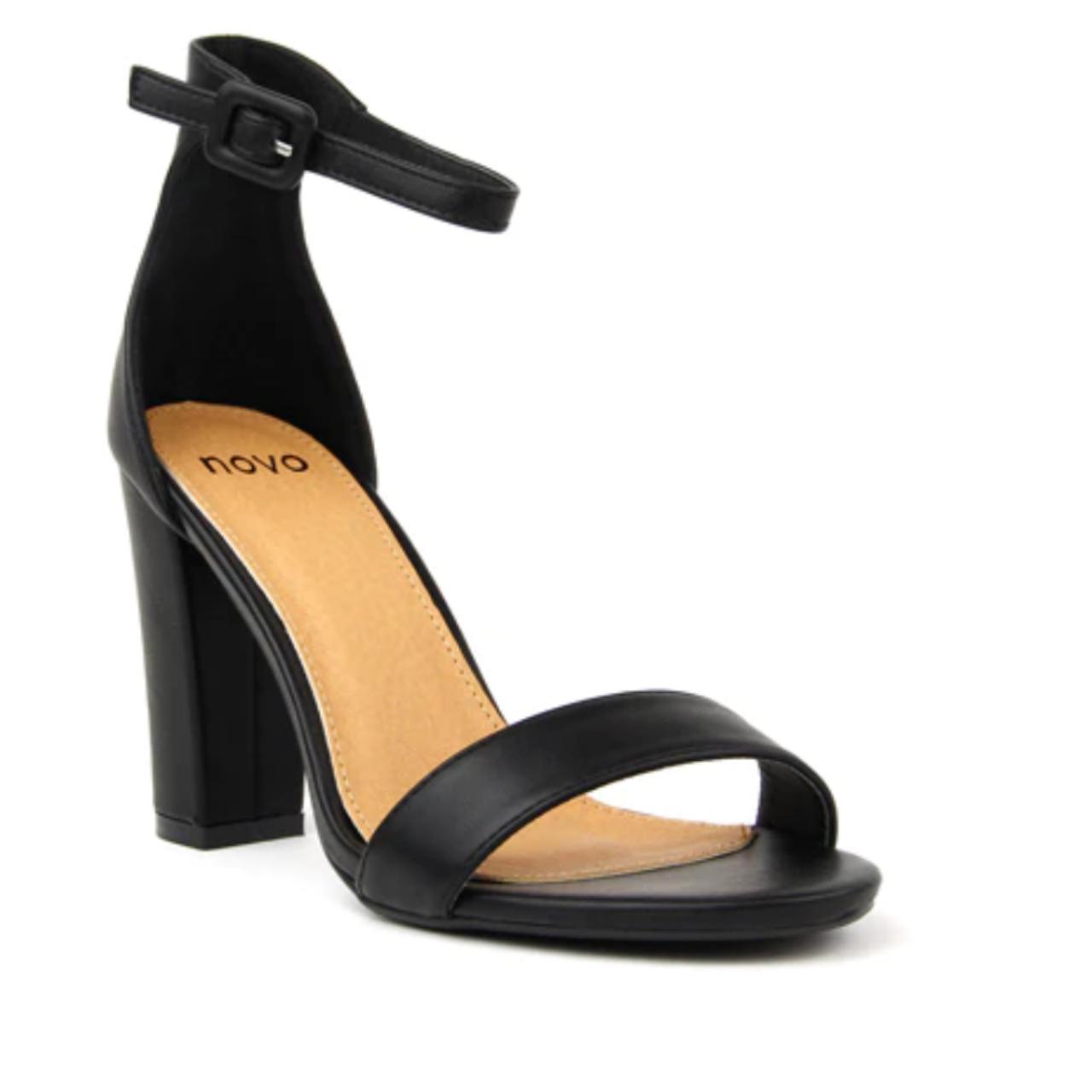 novo black heels