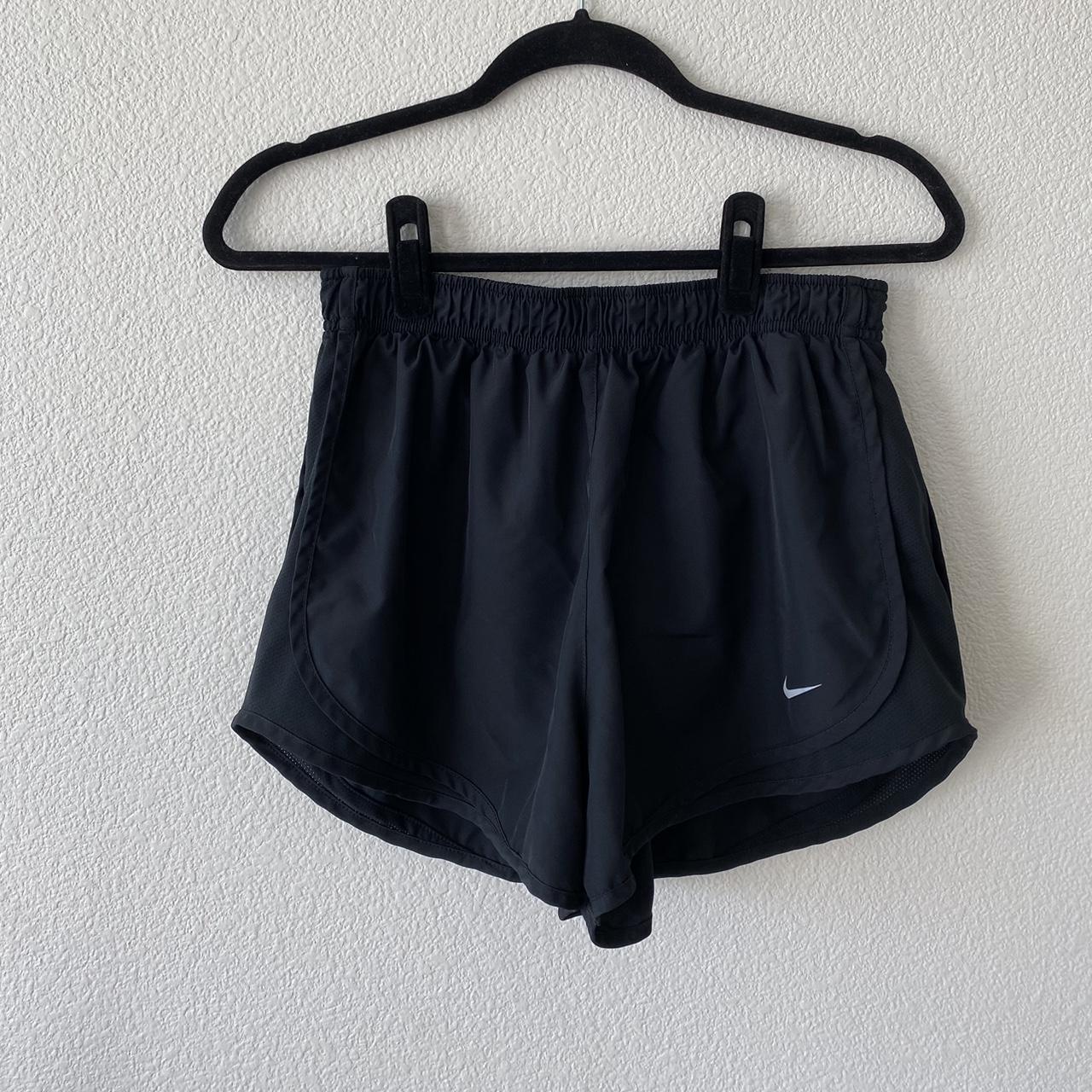 slim fit shorts nike
