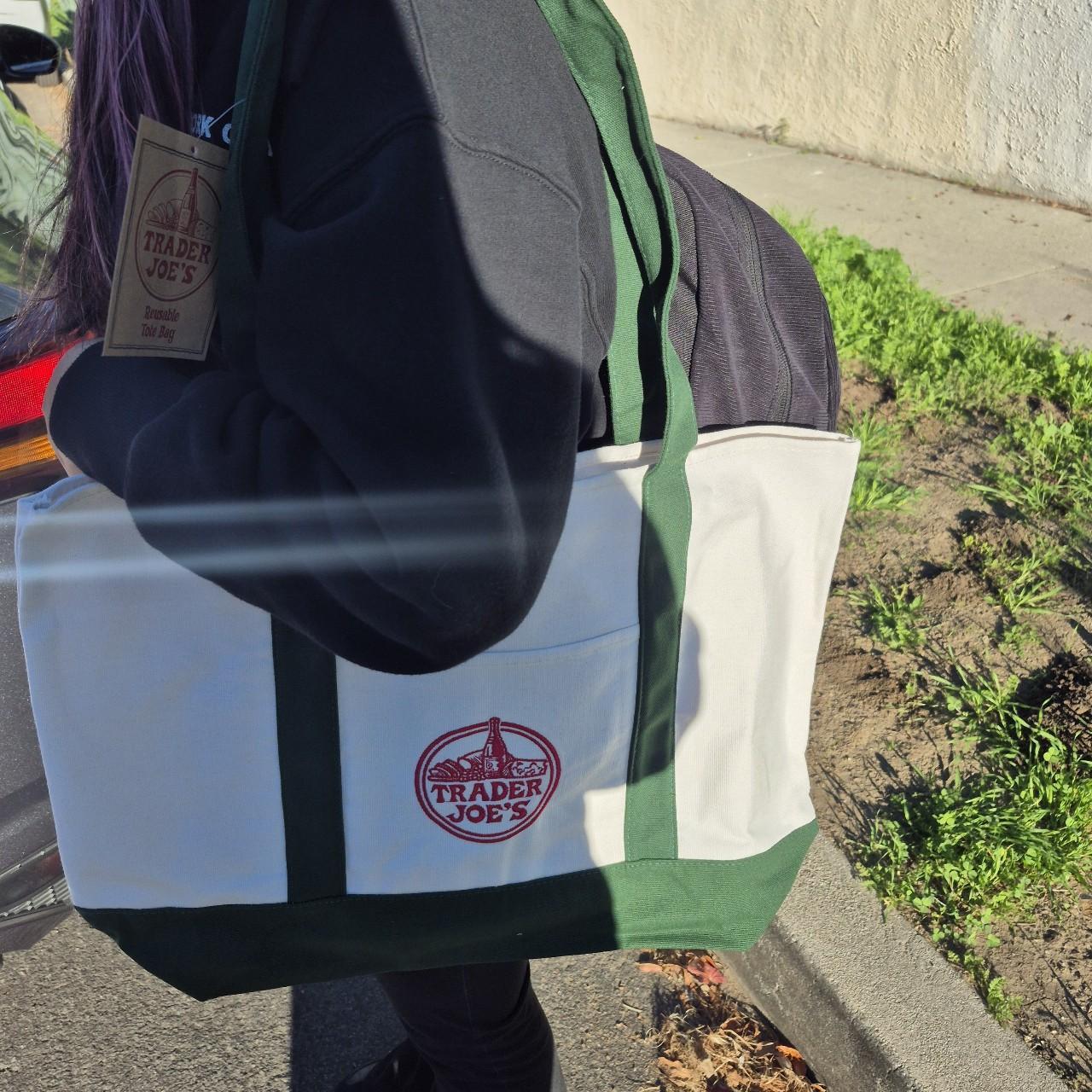 Trader Joe's Women's Bag - Green/Multi – Trader J… - image 1