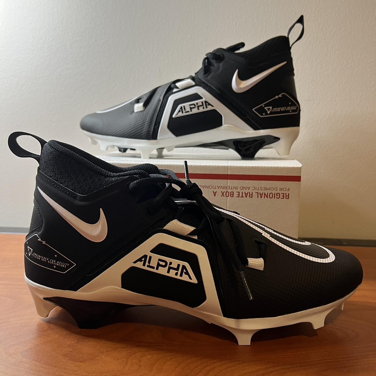 Nike Men's Alpha Menace Pro 3 Football Cleats