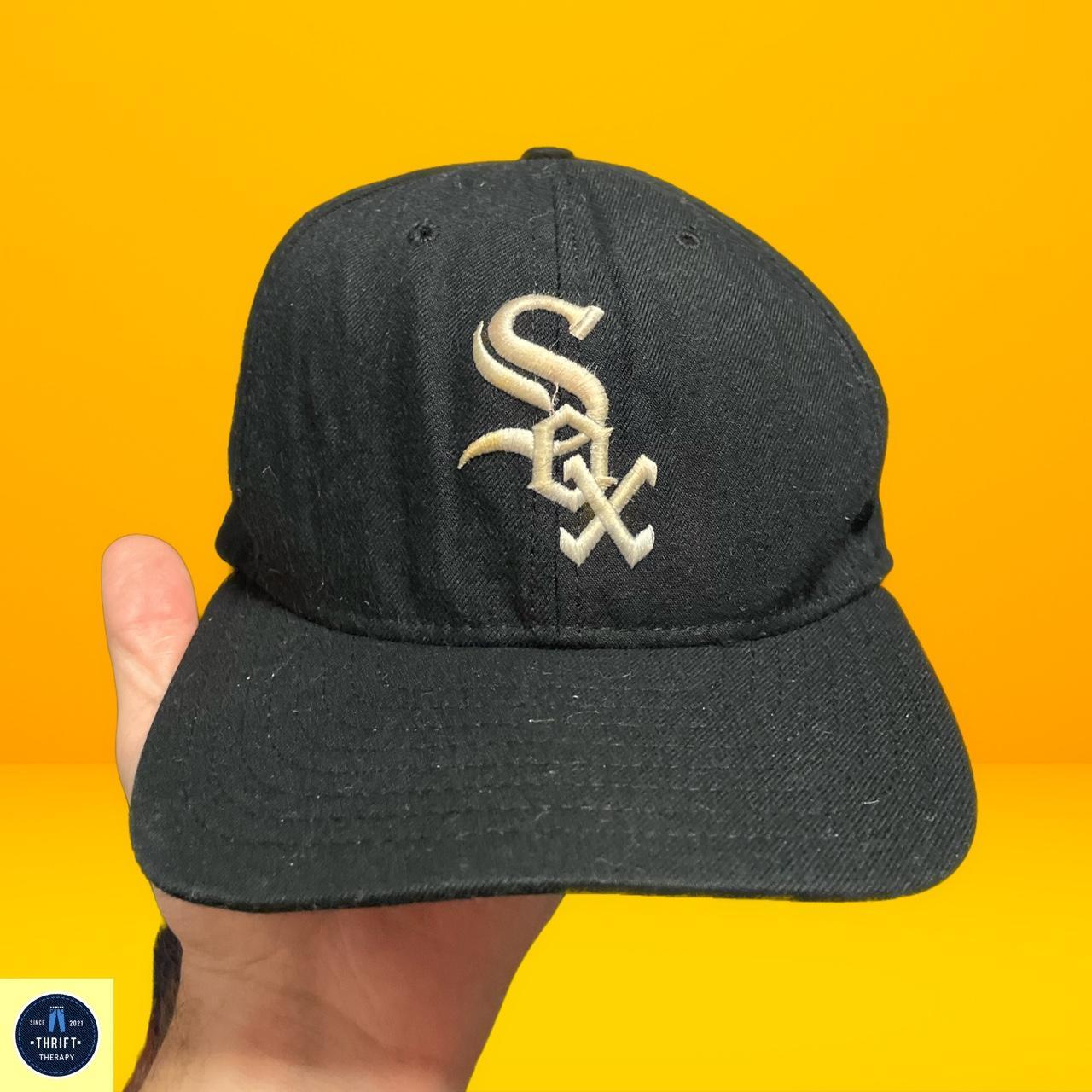 Vintage Chicago White Sox snapback hat Vintage 90s... - Depop