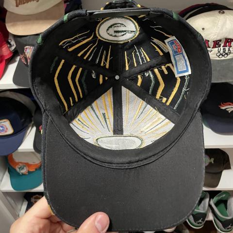 Dead stock Vintage New Era Green Bay Packers - Depop