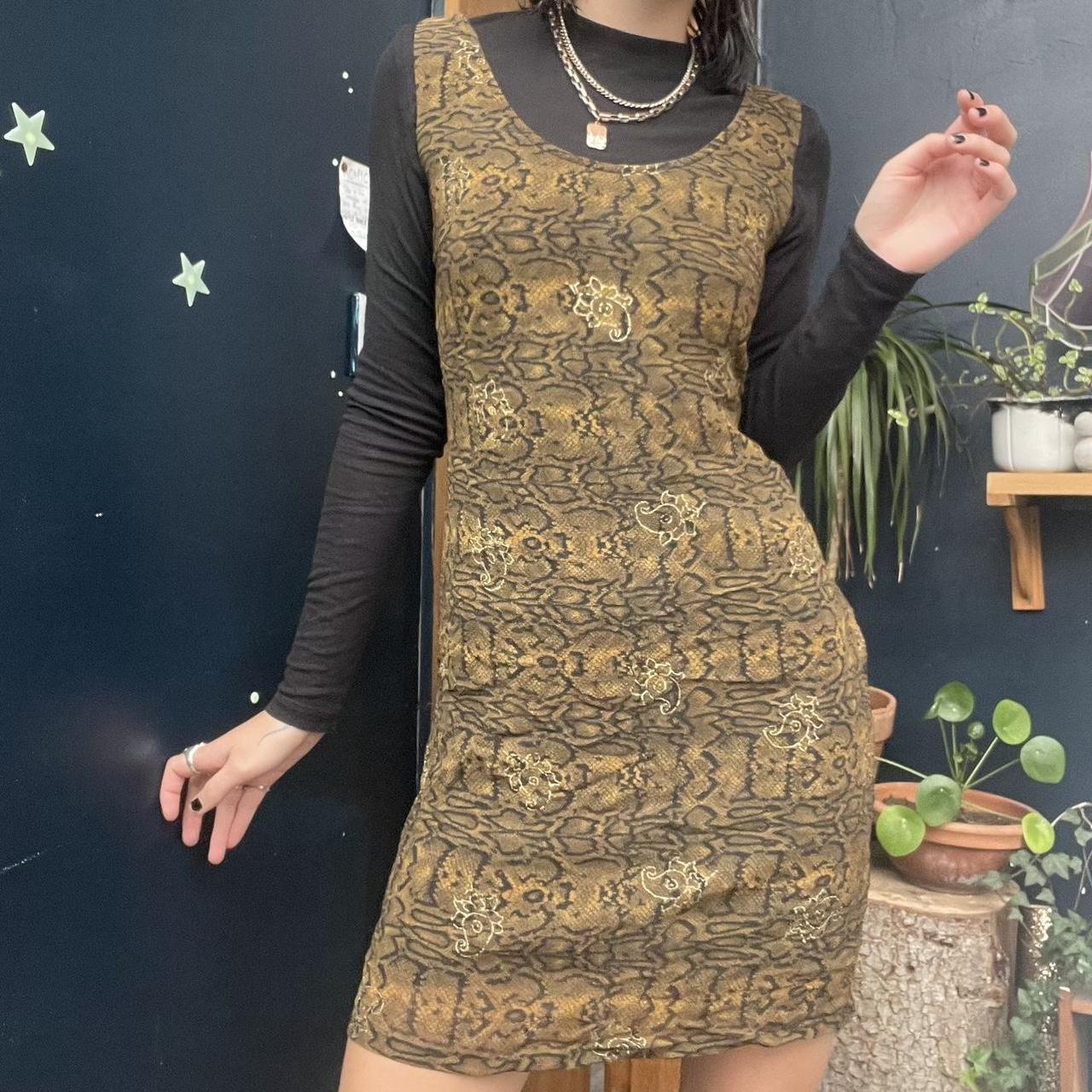item listed by kat_easto