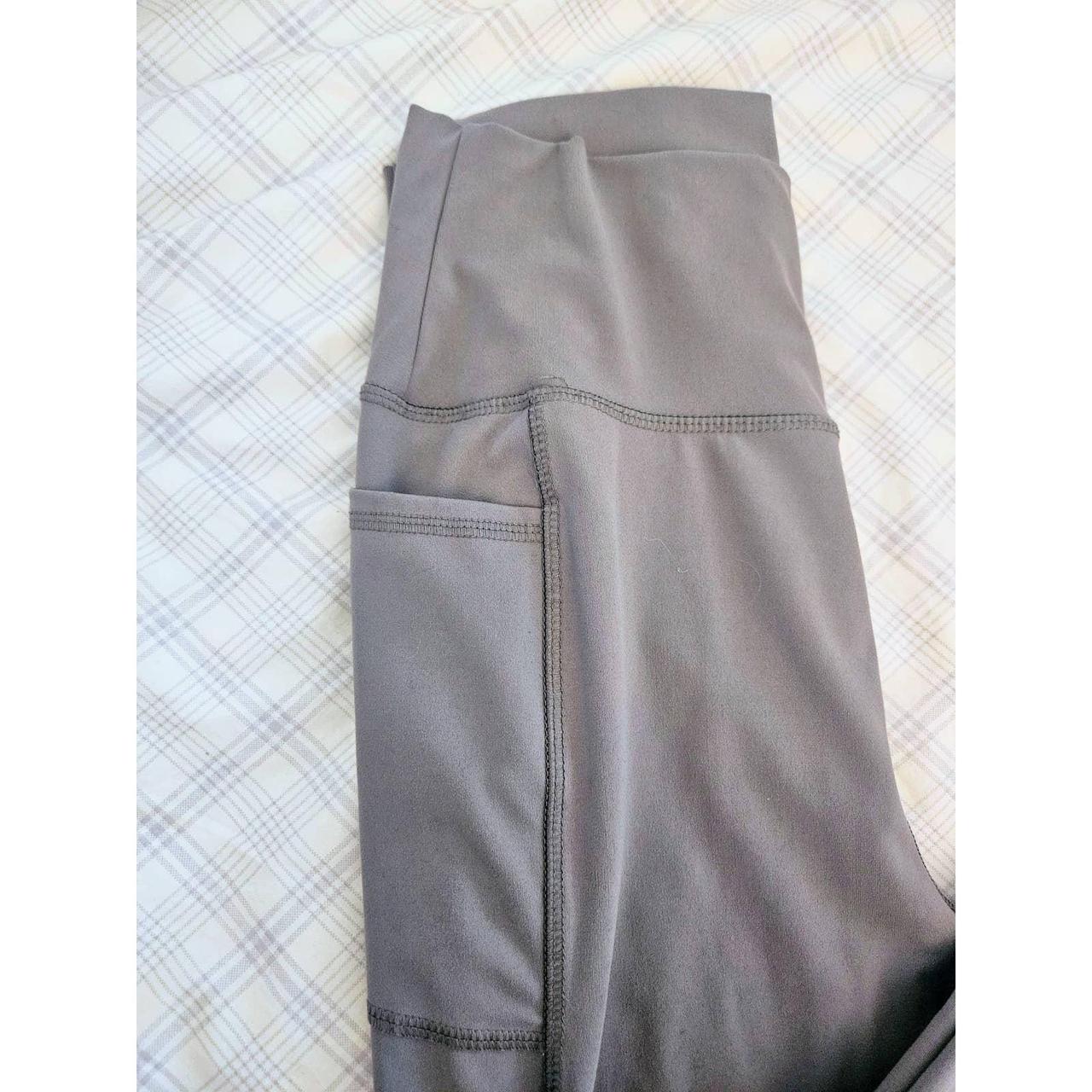 Gottex Women's Workout Pants Size Small Leggings - Depop