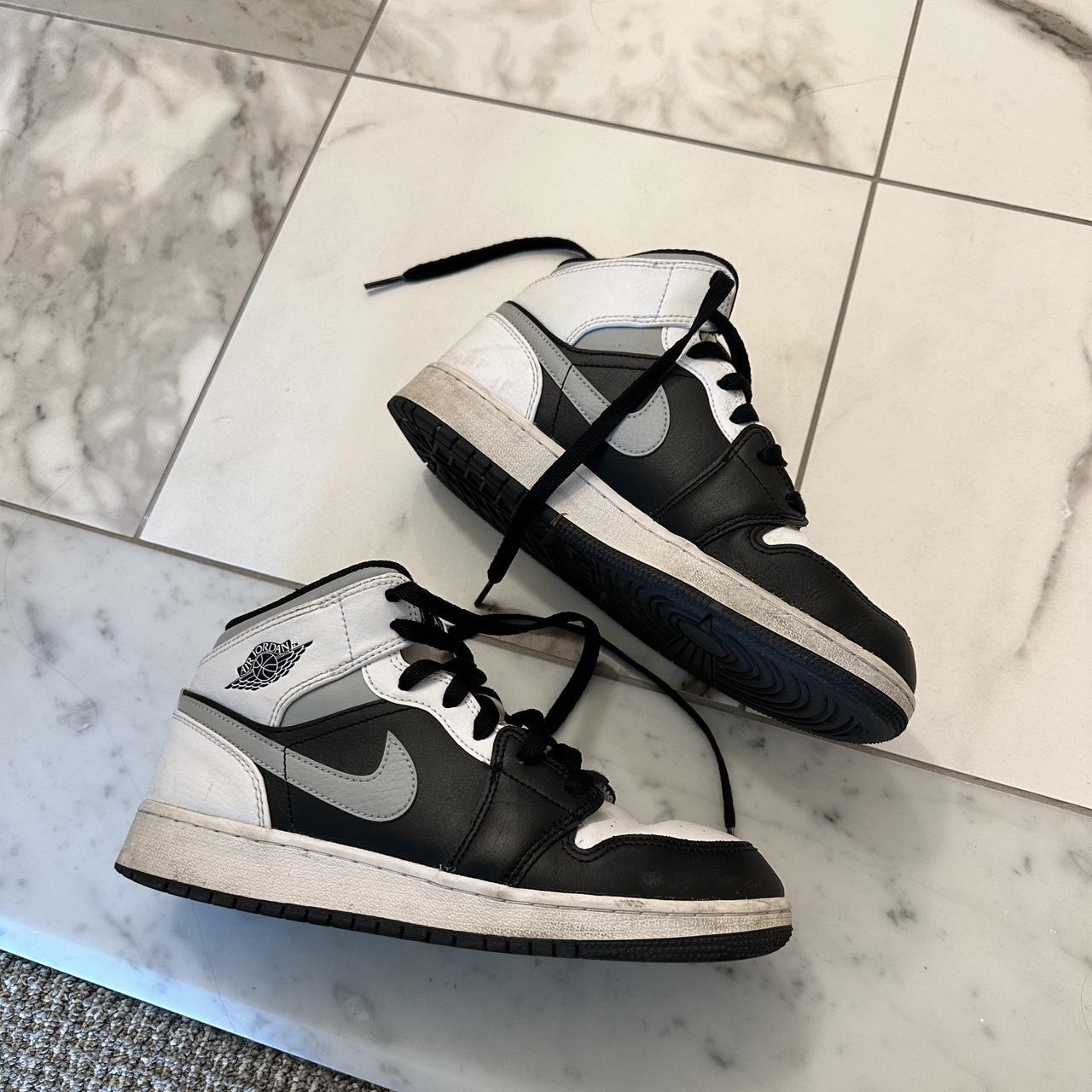 jordan white and black retro