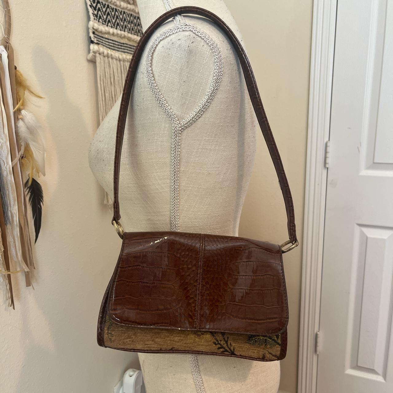 Liz claiborne sale shoulder bag