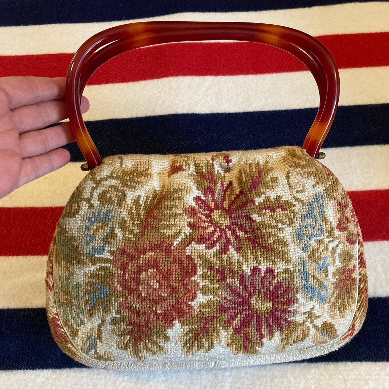 Vintage, Bags, Vintage Tapestry Handbag Lucite Handle