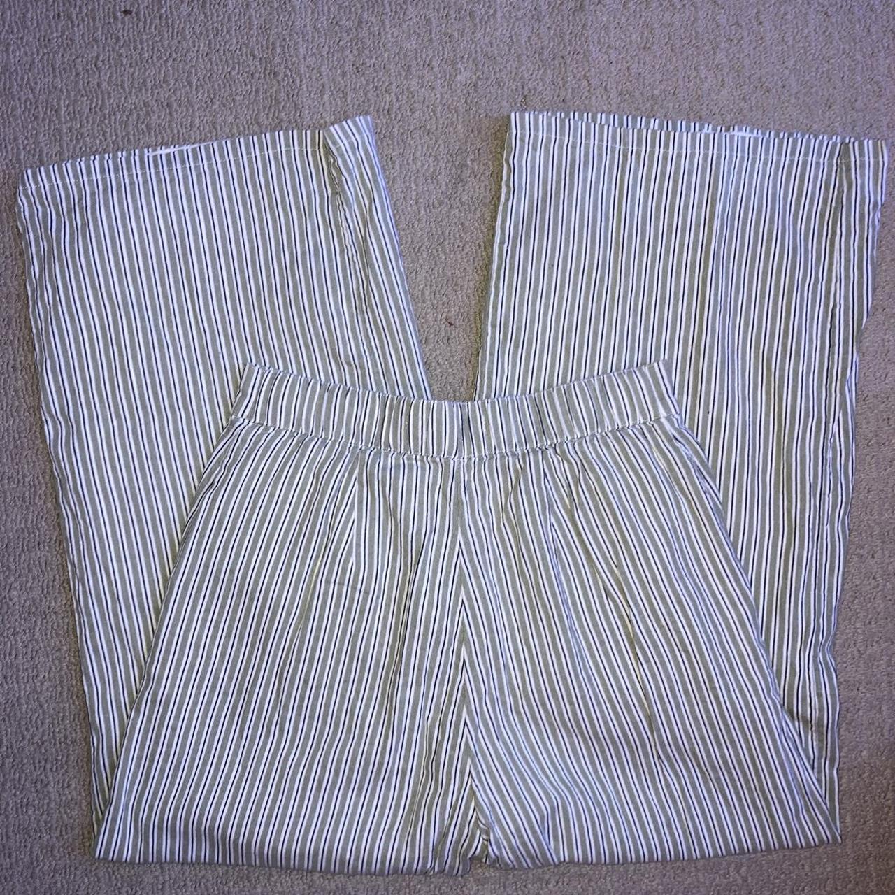 Hollister ultra high-rise striped cotton/linen - Depop